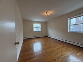 38 Gardner St, Unit 31 in Boston, MA - Building Photo