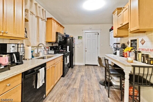 42 James St in Bloomfield, NJ - Building Photo - Building Photo