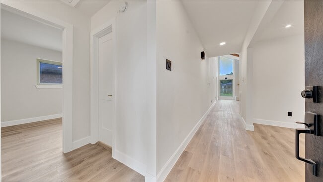 property at 2407 Bradford Dr