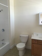 27-29 Bowers Street, Unit 27 in Lowell, MA - Building Photo - Building Photo