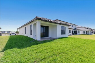 5781 Cassidy Ln in Ave Maria, FL - Foto de edificio - Building Photo
