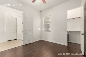 10502 W Bronco Trail in Peoria, AZ - Building Photo - Building Photo