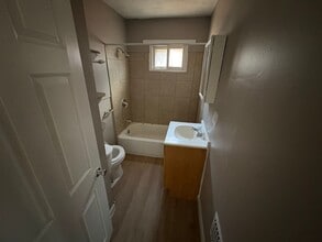 627-629-629 E Markison Ave in Columbus, OH - Building Photo - Building Photo