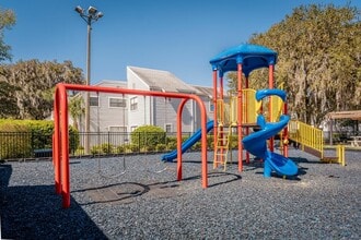 Boardwalk in Gainesville, FL - Foto de edificio - Building Photo