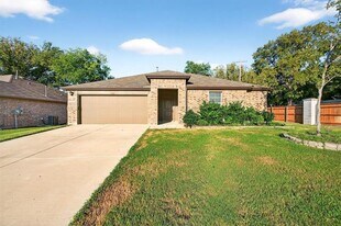 2202 Alamo Rd in Sherman, TX - Building Photo