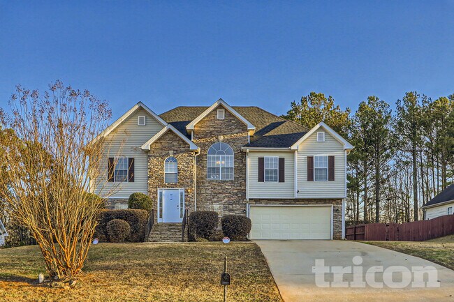 90 Pebble Ln in Covington, GA - Building Photo - Building Photo