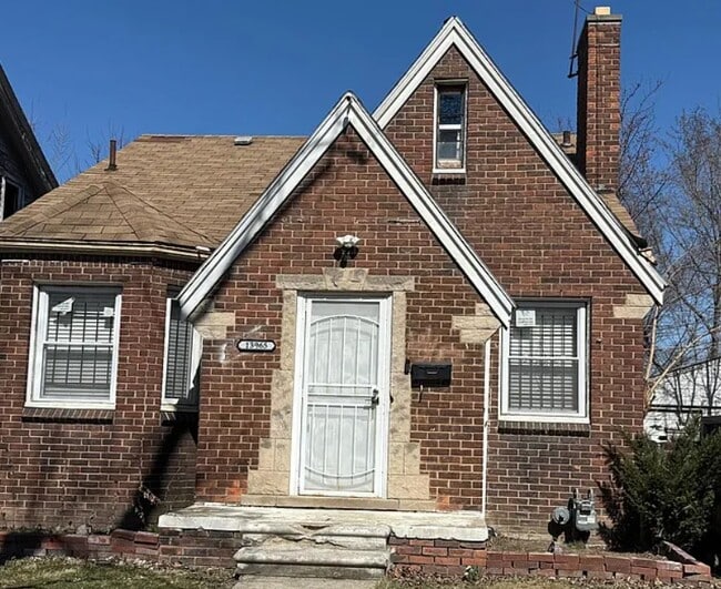 property at 13965 Mapleridge St