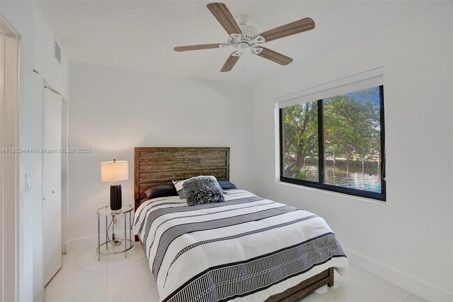 516 SE 1st Cir in Pompano Beach, FL - Building Photo - Building Photo