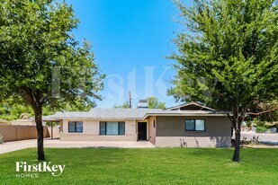 7156 N 17th Dr in Phoenix, AZ - Building Photo