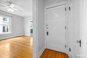 1N070 West St in Wheaton, IL - Building Photo - Building Photo