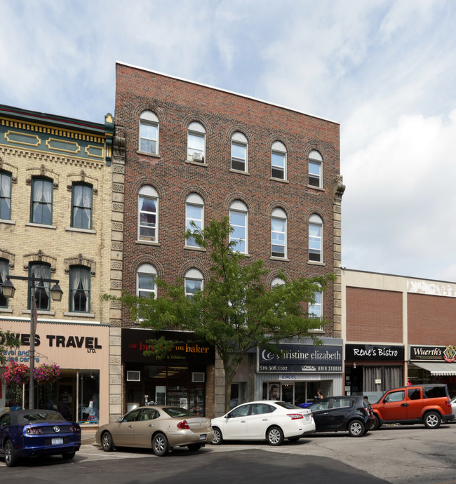 26 Wellington St in Stratford, ON - Building Photo - Building Photo