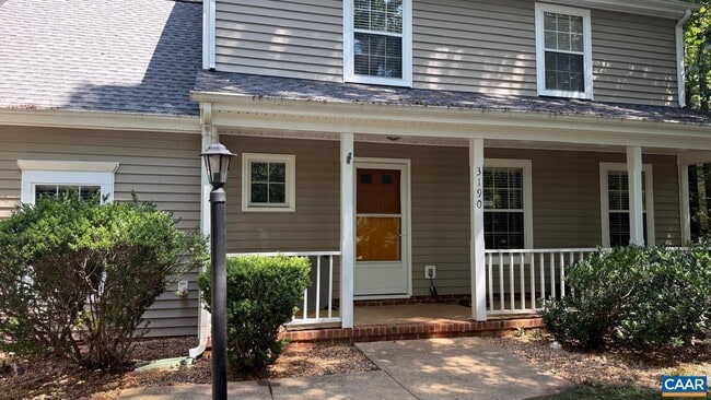 property at 3190 Saddlebrook Ln