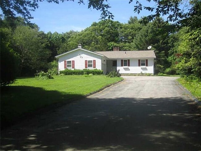property at 301 Wolf Rock Rd