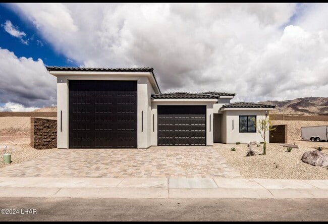 property at 8009 Corte De Los Pajaros