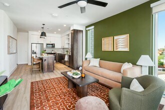 Ragsdale in Phoenix, AZ - Building Photo - Building Photo