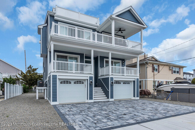 106 8th Ave in Seaside Park, NJ - Building Photo - Building Photo