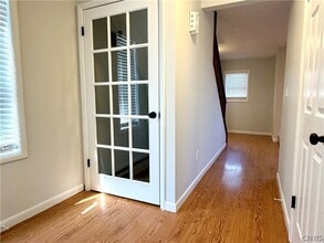 14 Pond Path in Oswego, NY - Building Photo - Building Photo