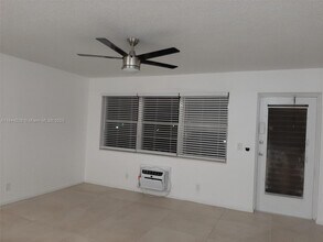 187 Cambridge H in West Palm Beach, FL - Building Photo - Building Photo