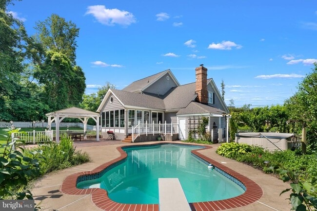 7020 Venus Ct