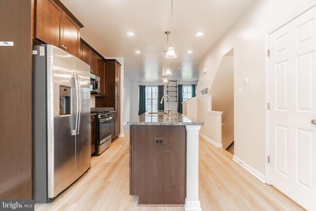 7173 Brick Kiln Cir in Calverton, MD - Building Photo - Building Photo