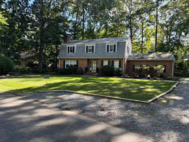 4 Canterbury Ln in Rehoboth Beach, DE - Foto de edificio - Building Photo