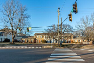 Indian Spring in Franklin, TN - Building Photo - Building Photo