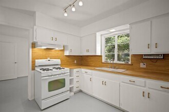 1207 Southwood Rd in Austin, TX - Building Photo - Building Photo