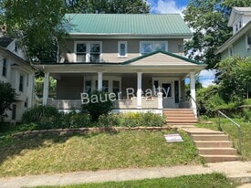 320 Dorchester St in Ashland, OH - Building Photo