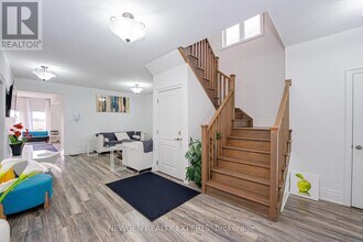 86 Sunset Way in Thorold, ON - Building Photo - Building Photo