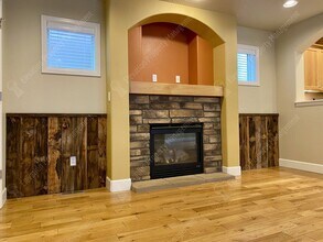 20281 Schaeffer Dr in Bend, OR - Building Photo - Building Photo