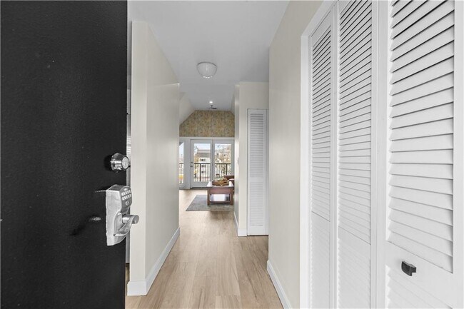 580 Thames St in Newport, RI - Building Photo - Building Photo