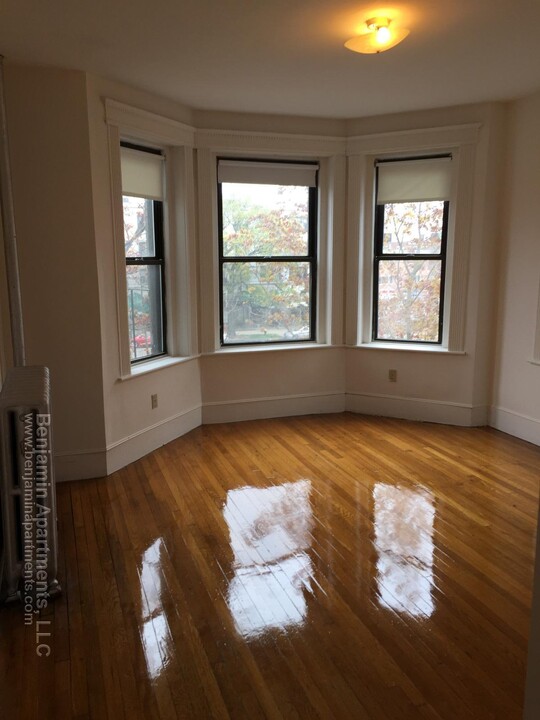 1254 Commonwealth Ave, Unit 15 in Boston, MA - Building Photo