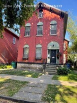 62 Park St in Buffalo, NY - Building Photo