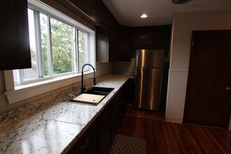 65 Elm St, Unit 3 in Cambridge, MA - Building Photo - Building Photo