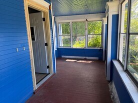 229 W Allen St in Springfield, IL - Building Photo