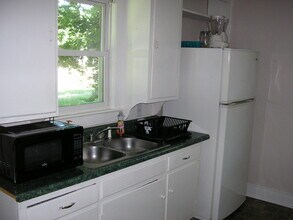 1635 Sharon Dr in Bowling Green, KY - Building Photo - Building Photo