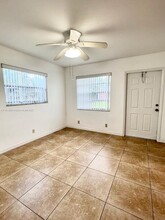 1412 SW 41st Ave-Unit -Rear in Plantation, FL - Building Photo - Building Photo