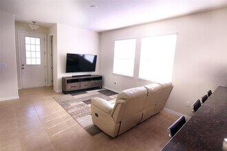 2918 Windmill Dr in Kissimmee, FL - Building Photo - Building Photo