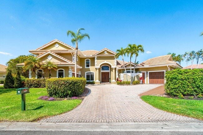 101 Sandbourne Ln