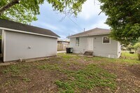 1914 Hardy St photo'