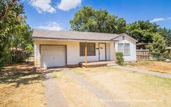 2514 40th St in Lubbock, TX - Building Photo - Building Photo