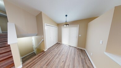 7418 B 114 St in Grande Prairie, AB - Building Photo - Building Photo