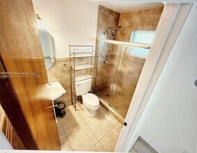 11583 NW 4th Way in Miami, FL - Building Photo - Building Photo