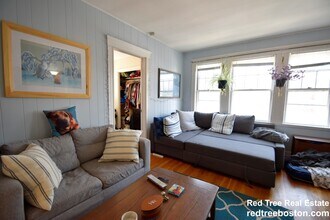 81 Beechcroft St, Unit 2 in Boston, MA - Building Photo - Building Photo