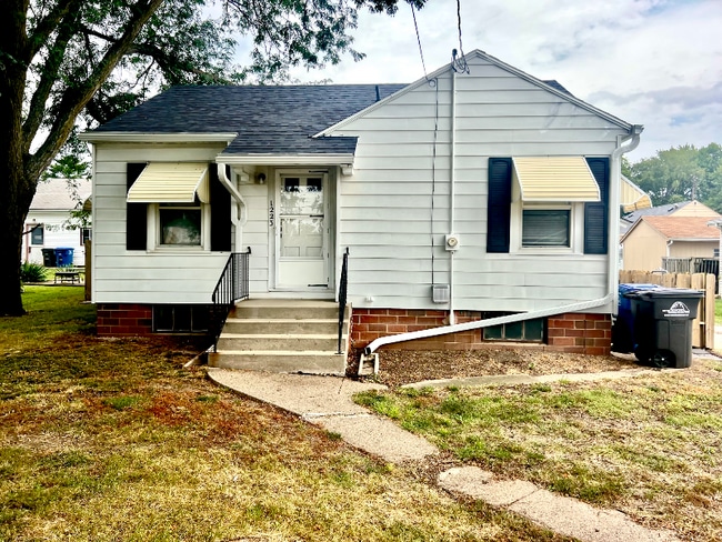 property at 1223 Army Post Rd
