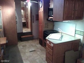 379 Co Rd 3425 in Hawkins, TX - Building Photo - Building Photo