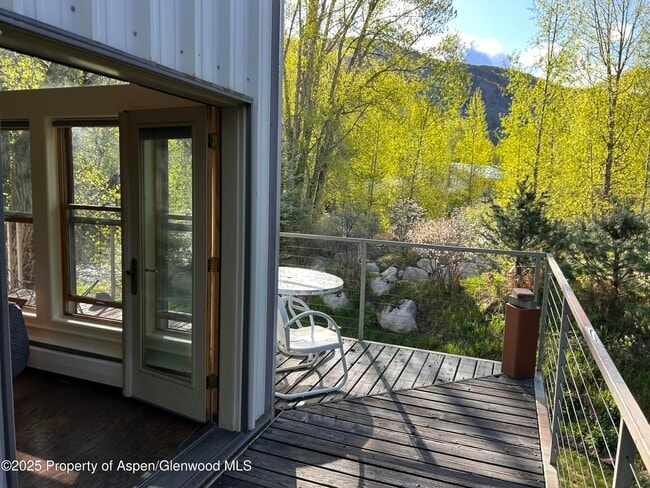 property at 410 N Mill St