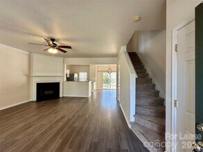 6836 Rothchild Dr in Charlotte, NC - Building Photo - Building Photo