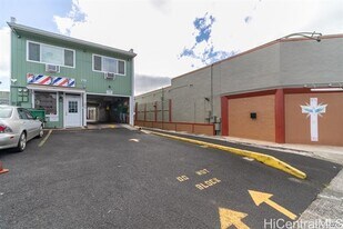 70 S Kamehameha Hwy in Wahiawa, HI - Building Photo