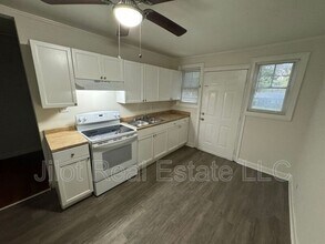 3284 Wheeler St in Atlanta, GA - Building Photo - Building Photo